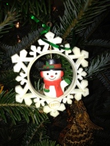 One of my all time favorites. He spins around inside of the snowflake. Just awesome.