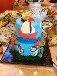 The beautiful cake that my new talented baker friend created especially for the occasion.  