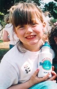 Aub on a field trip with her Yokota East Elementary classmates and friends in a shirt my Mama and Daddy decorated for her.  